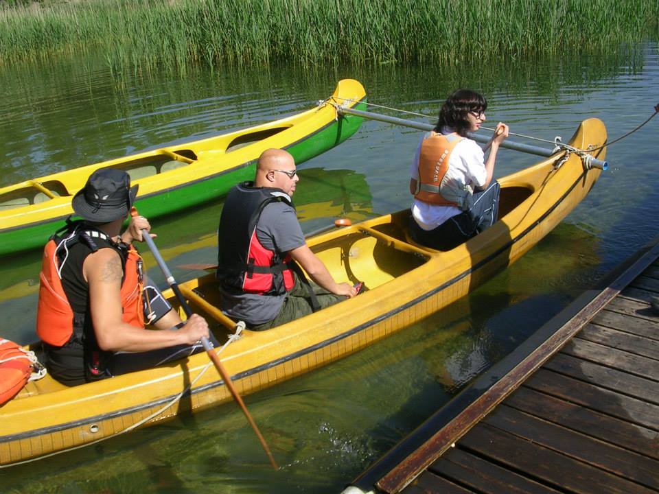 IN CANOA SUL LAGO